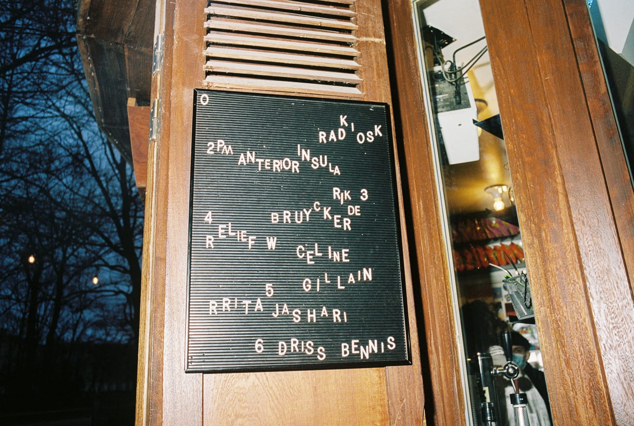 kiosk radio